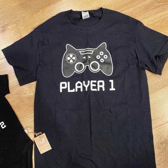 Dad/Mom and baby matching shirts - Picture 3 of 5